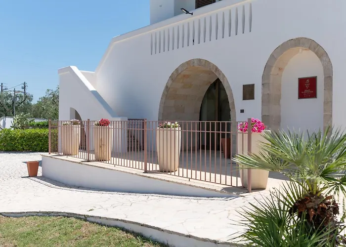מלון Relais Porta Del Sud אוסטוני