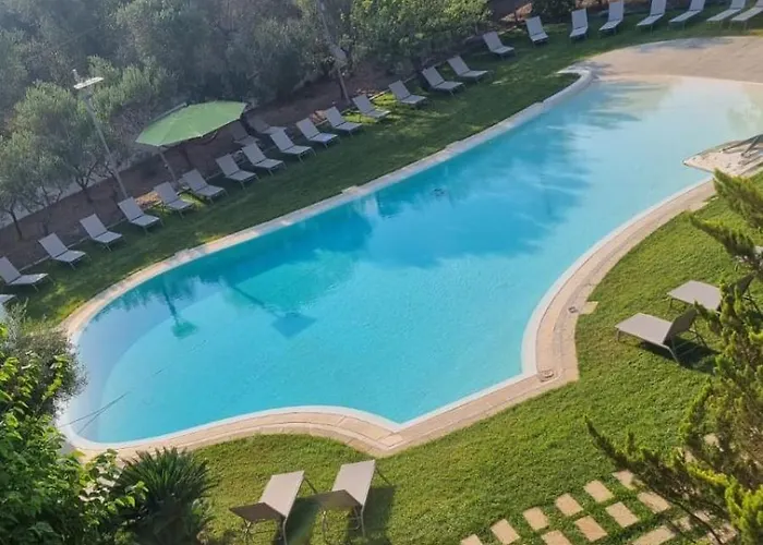 Relais Porta Del Sud 4* אוסטוני
